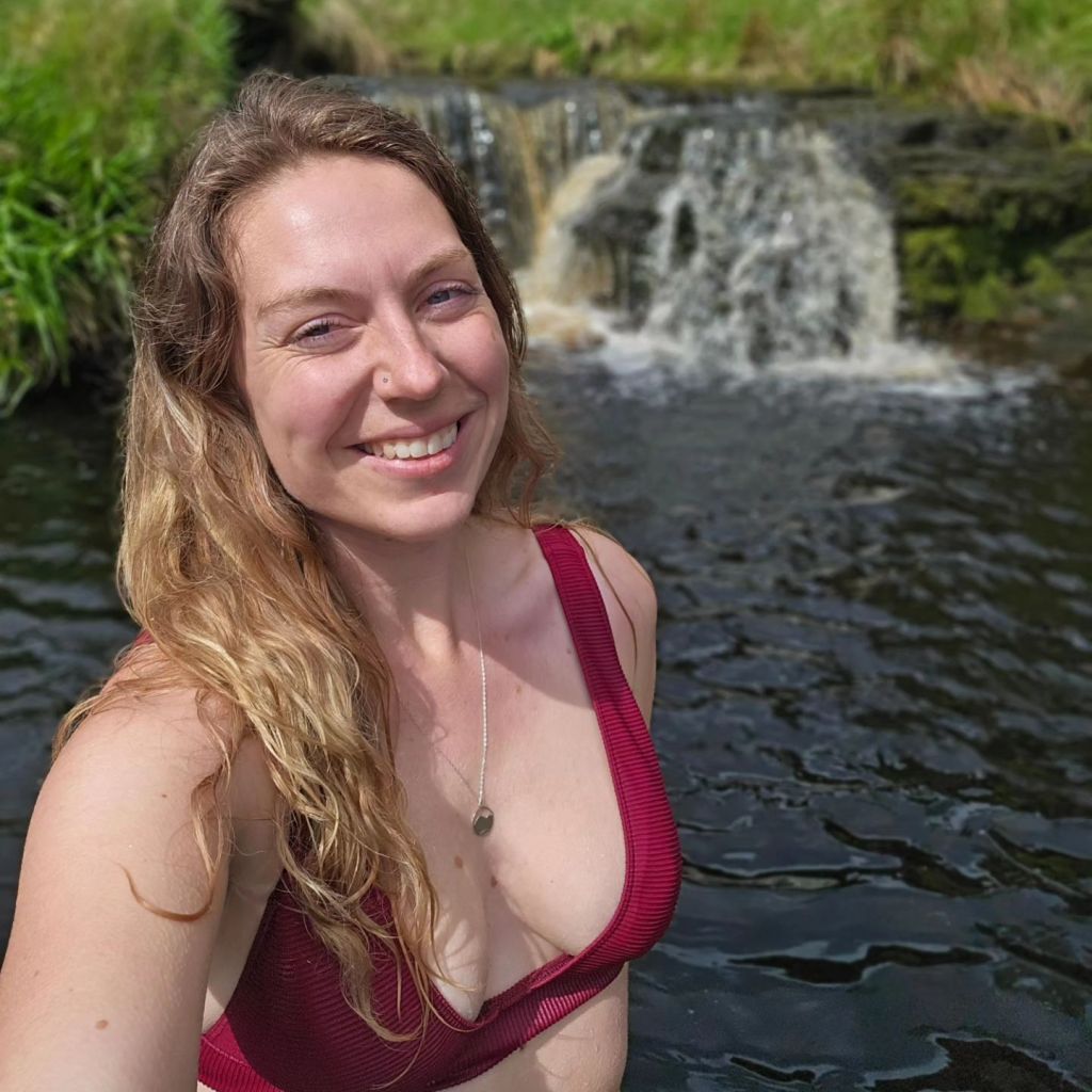 Cold water swimming in the Peak district